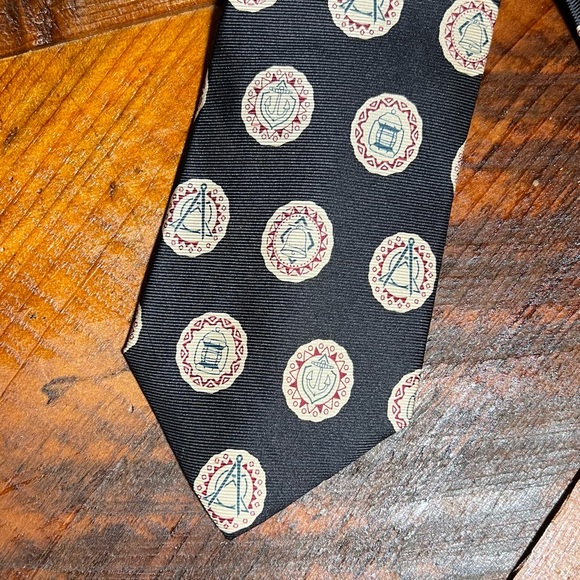 VTG Burberry Men’s Necktie - Picture 5 of 5